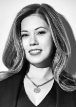 Black and white photo of editor Tara Parsons