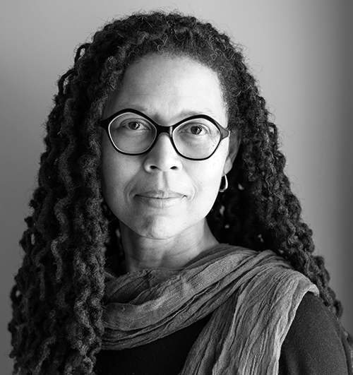 Black and white photo of poet Evie Shockley
Credit Stéphane Robolin