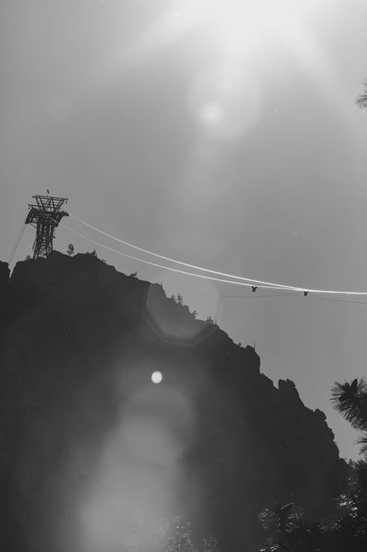 A photo of the areal tram in Olympic Valley. Photo by Nic Nichols nicholasnichols.com @maruneboy
